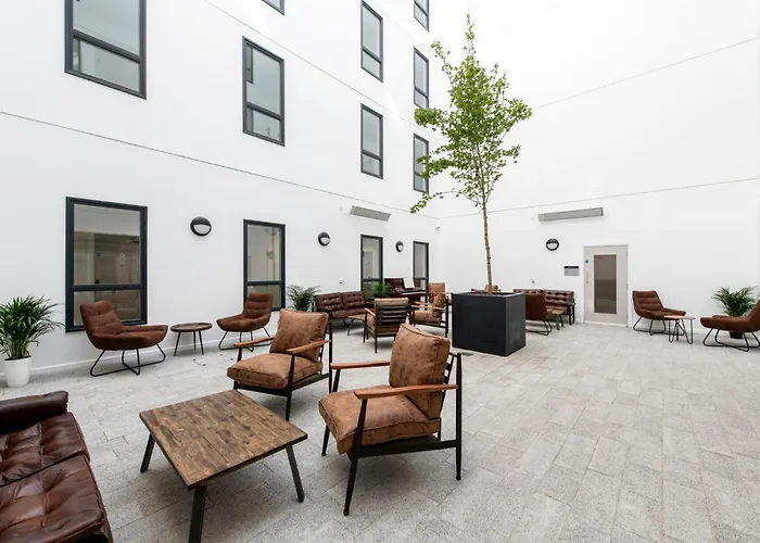 For Students Only Cozy City Living Studio Apartments At Hollis Croft In Sheffield